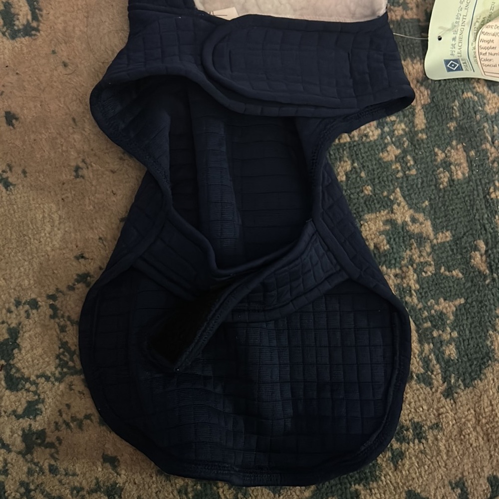Dog jacket - Picture 2 of 3